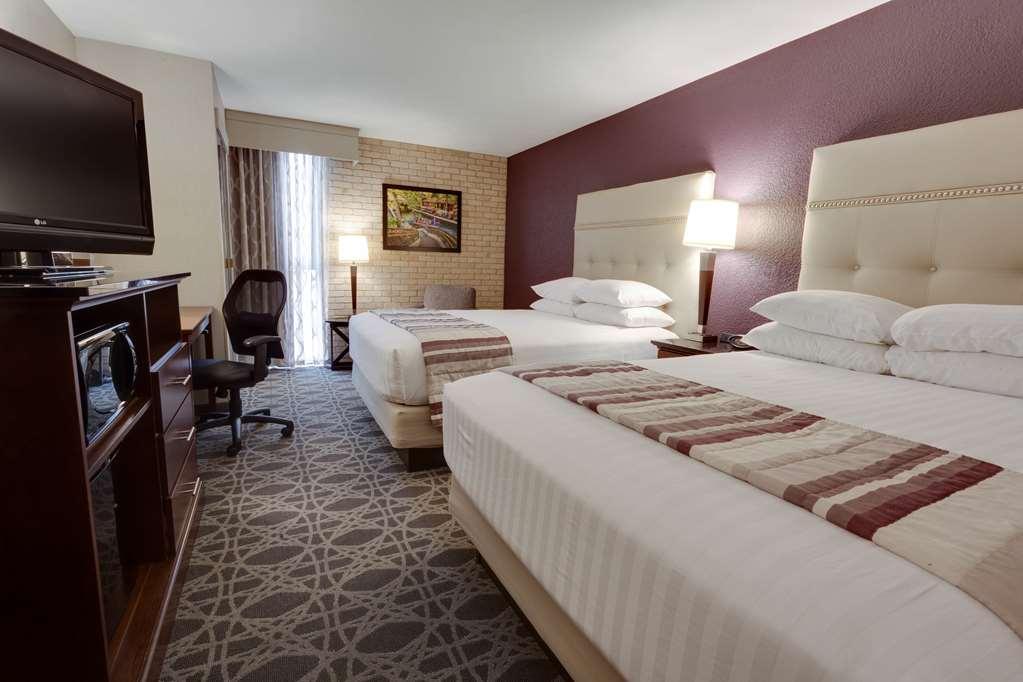 Drury Inn & Suites San Antonio Northeast Стая снимка