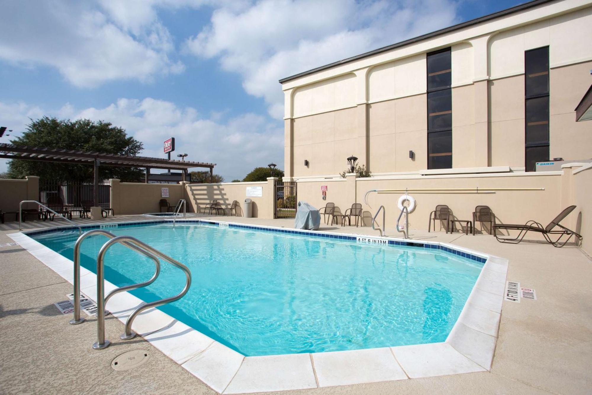 Drury Inn & Suites San Antonio Northeast Екстериор снимка